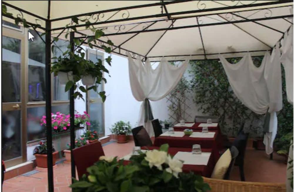 Hotel Dalmazia Florence Luaran gambar
